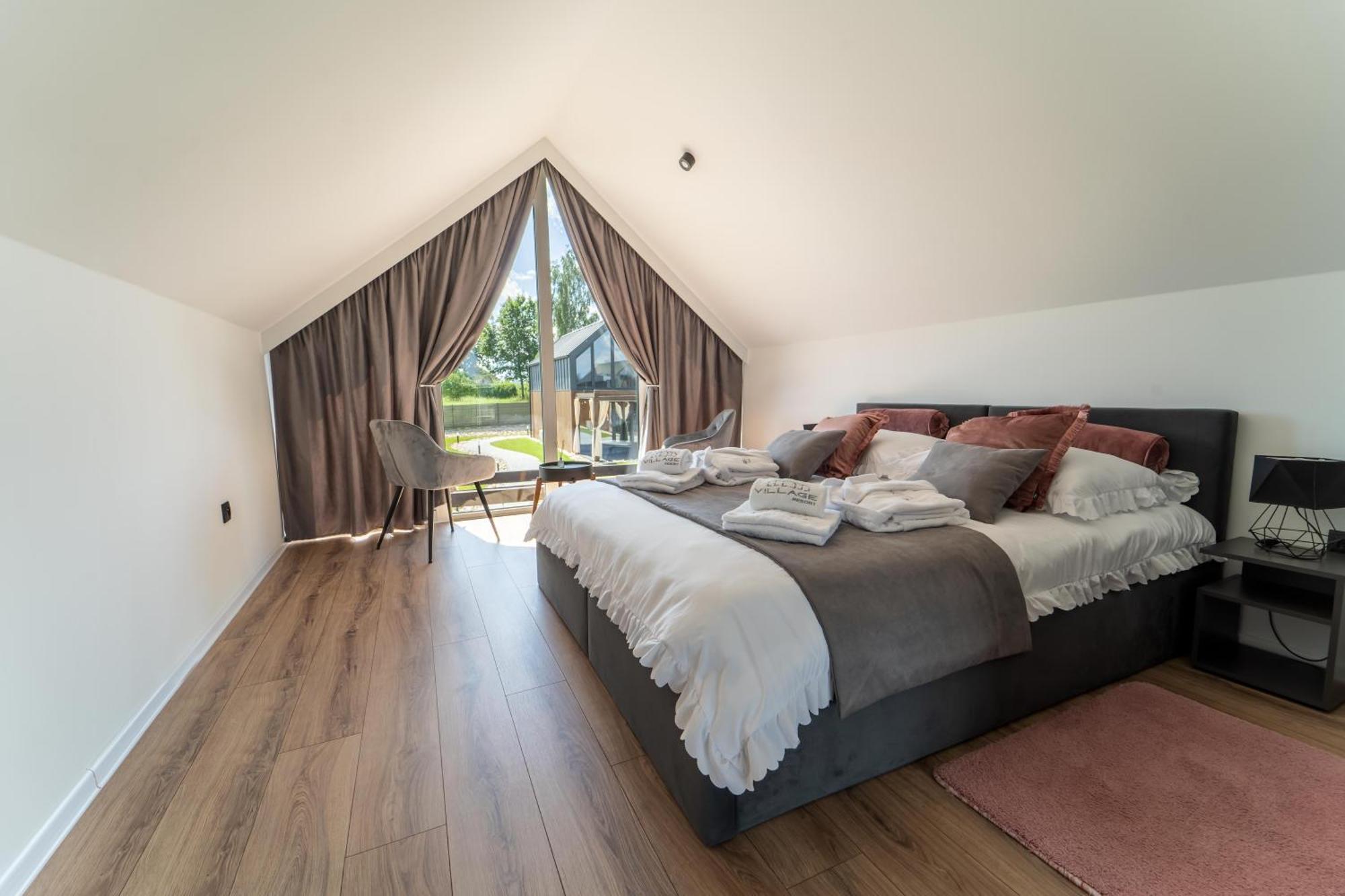 Village Resort Sauna & Jacuzzi & Netflix Tworkowa Habitación foto